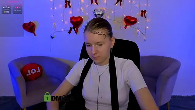 gloria bubble online show from May 2026 07:09:01 PM