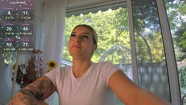 Ella Vee online show from June 2026 05:46:02 AM