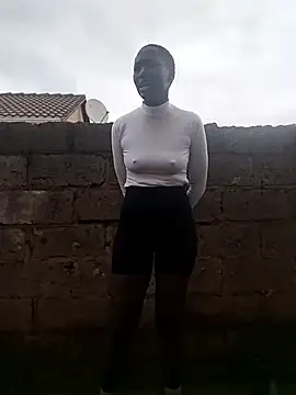 Melanin2002 online show from April 2026 09:19:02 AM