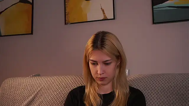 AngelicRice online show from April 2026 01:20:01 PM