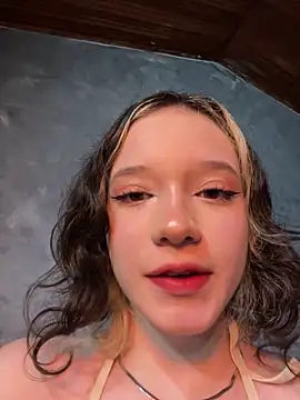 sukubo   online show from April 2026 06:11:01 AM