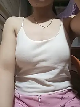 LucyyLy online show from June 2026 10:58:02 PM