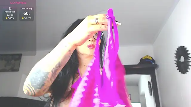 Vicky hotmilf online show from March 2026 11:24:01 AM