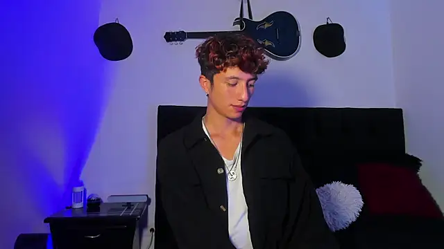 mhatias  online show from April 2026 05:01:02 AM