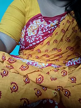 Snapshot of desi_boudi87 chatting on May 2026 08:41:01 AM desi boudi87 online show from May 2026 08:41:01 AM