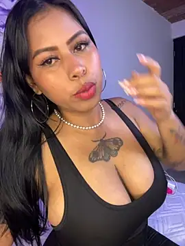 Michluxe 69 online show from October 2025 11:49:02 PM