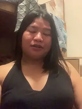 TS-YANNA online show from March 2026 03:15:01 PM