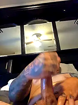 Snapshot of Kwillie chatting on April 2026 02:39:01 AM Kwillie online show from April 2026 02:39:01 AM