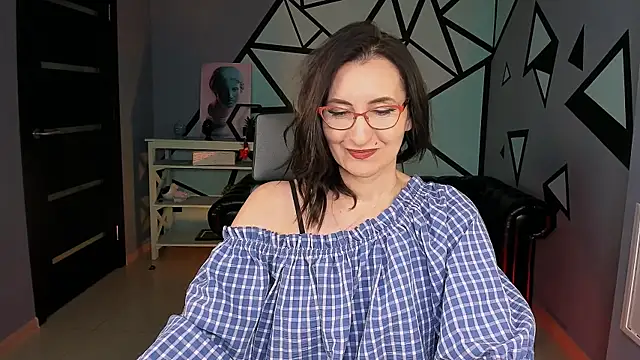 Snapshot of UnaTerra chatting on January 2026 09:25:02 AM UnaTerra online show from January 2026 09:25:02 AM