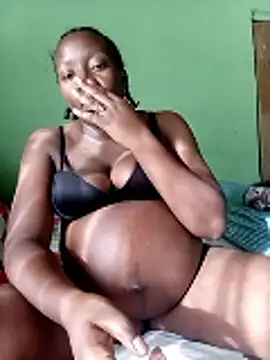 BeautyQueenX22 online show from January 2026 02:53:02 PM