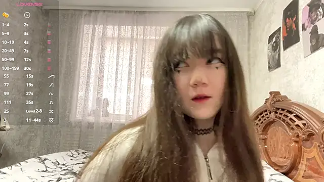 Pikmigirl18 online show from October 2025 08:16:02 AM