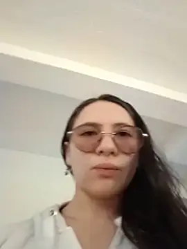 Snapshot of Bella_Sumers chatting on July 2026 03:12:02 PM Bella Sumers online show from July 2026 03:12:02 PM
