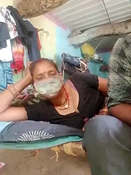 CUTE-004 online show from April 2026 09:13:01 AM