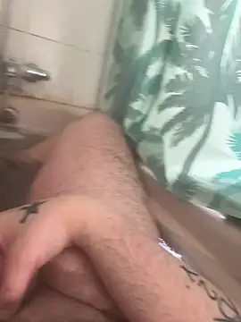 Badking9377 online show from April 2026 04:37:01 PM