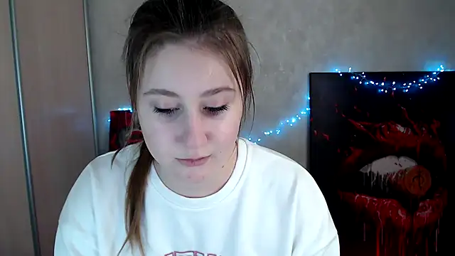 Milka kamila online show from April 2026 12:11:02 PM