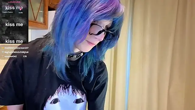 KandraCruser online show from April 2026 04:46:01 AM