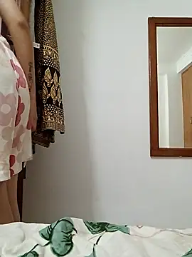Snapshot of miss_raavy chatting on June 2026 08:52:01 AM miss raavy online show from June 2026 08:52:01 AM