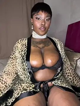 QUEEN NOBUHLE 777 online show from May 2026 12:26:02 AM