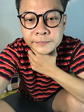 datnguyenvn online show from February 2026 08:18:02 AM