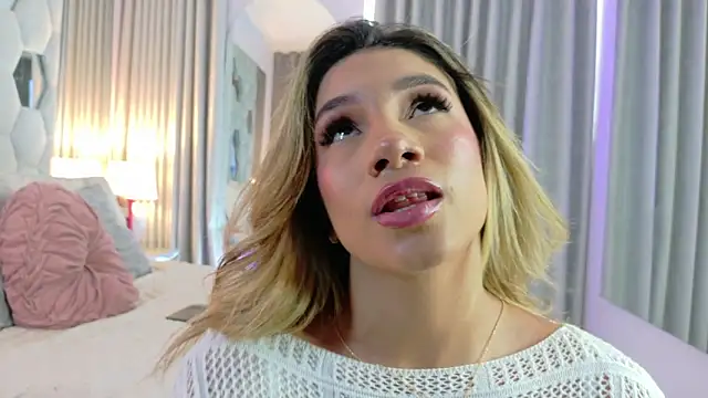 NicoleArmani online show from March 2026 09:31:02 PM