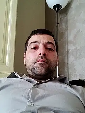 darkparadi online show from April 2026 01:25:02 PM