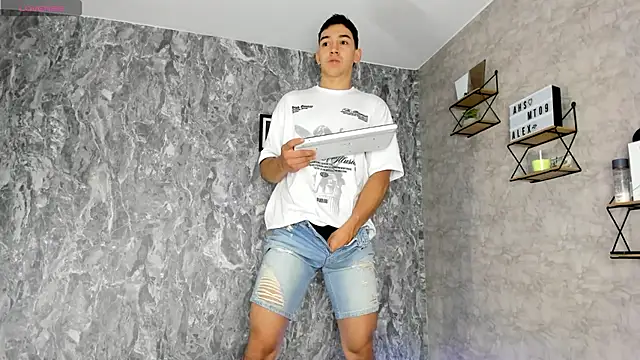 alex cumfit1 online show from April 2026 12:46:02 PM