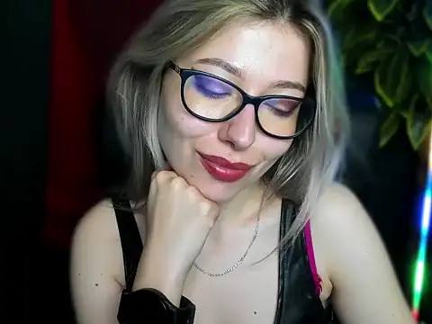 loveHeidi online show from April 2026 08:42:01 AM