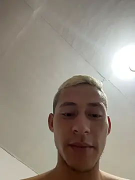 Boy hot- online show from April 2026 07:28:02 AM