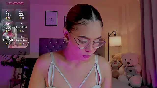 OxanaFedorova1- online show from April 2026 09:34:02 PM