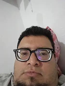 Santiagoqro85 online show from March 2026 03:12:02 AM