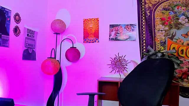 Raven luv online show from April 2026 02:34:01 AM