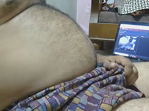 Famit025 online show from July 2026 07:13:02 PM