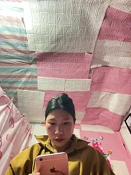 Mollie jane online show from March 2026 01:00:01 PM