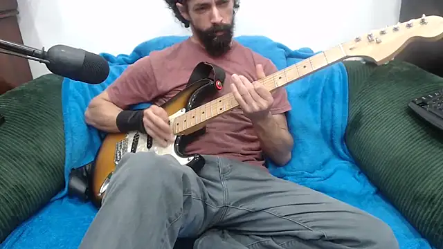 Stringin69 online show from April 2026 07:47:01 AM
