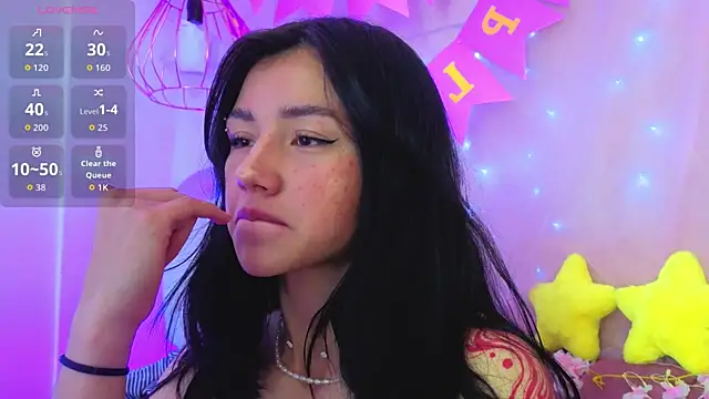 Snapshot of april_bennett chatting on July 2026 01:46:02 PM april bennett online show from July 2026 01:46:02 PM