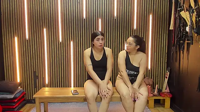 VantablackBDSMShow  online show from April 2026 07:08:02 PM