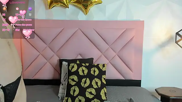 Snapshot of Caroline_daring chatting on July 2026 12:22:01 PM Caroline daring online show from July 2026 12:22:01 PM