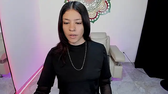 Candy fox 19 online show from July 2026 03:05:02 PM