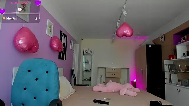 dark summer online show from March 2026 07:15:01 AM