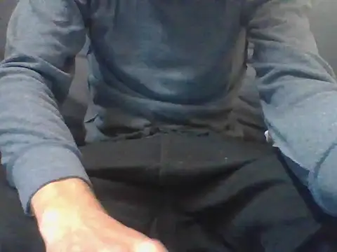 Snapshot of Sillycatfish chatting on March 2026 05:35:01 PM Sillycatfish online show from March 2026 05:35:01 PM