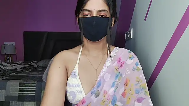 Snapshot of Tanya-mittal chatting on June 2026 05:28:01 AM Tanya-mittal online show from June 2026 05:28:01 AM