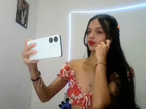 Snapshot of lucy_babyy chatting on November 2025 07:46:02 PM lucy babyy online show from November 2025 07:46:02 PM