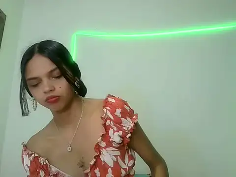 Snapshot of lucy_babyy chatting on November 2025 08:08:02 PM lucy babyy online show from November 2025 08:08:02 PM