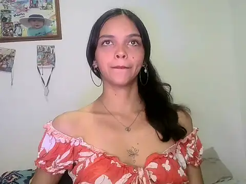 Snapshot of lucy_babyy chatting on December 2025 08:27:01 PM lucy babyy online show from December 2025 08:27:01 PM