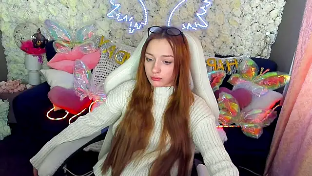 FoxyMayy online show from March 2026 07:42:02 AM