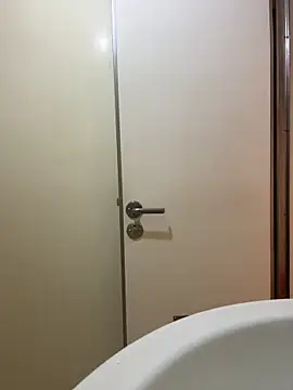 LAZ3R1 online show from March 2026 04:31:01 PM