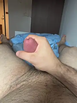 LAZ3R1 online show from April 2026 12:55:02 PM