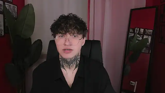 JonnyDarka online show from May 2026 11:29:02 AM