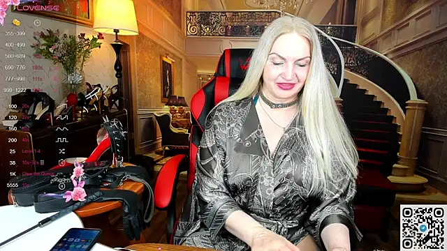 Nina Devillle online show from March 2026 09:40:01 PM