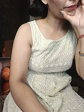 Neha Singh92 online show from July 2026 05:52:01 PM